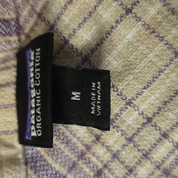 Patagonia Purple/White Plaid Button Down Shirt, Women's Medium, Great Condition - Picture 3 of 13